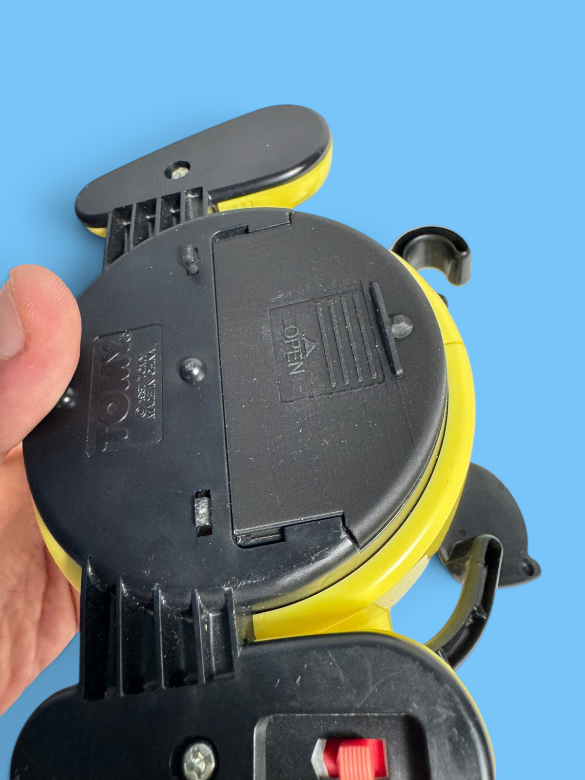 Battery Cover per Giocattolo Mr. Money della Tomy_cod.113