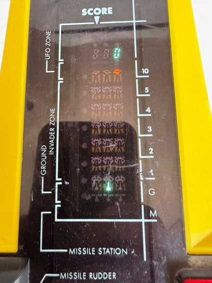 CGL – Galaxy Invaders 1000 – Tabletop LCD Game
