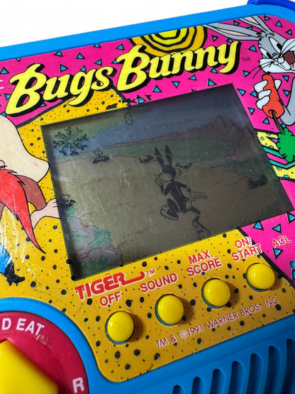 Tiger Electronics – Bugs Bunny – Handheld LCD Game