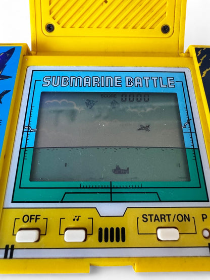 Casio – 1984 – Submarine Battle – CG-330