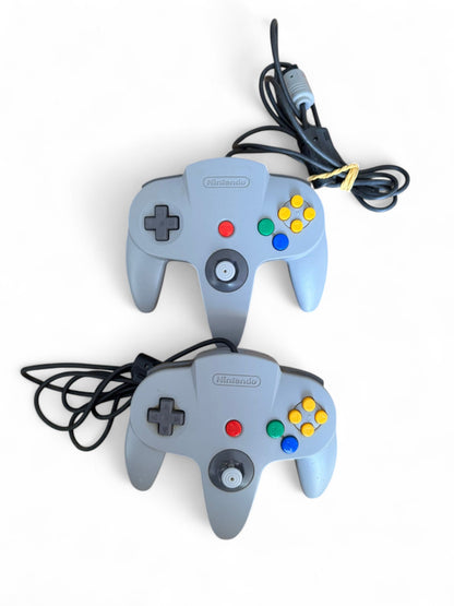 Nintendo 64 – Console with 2 Original Controllers + Super Mario 64
