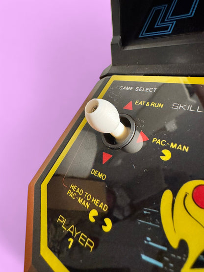 Battery Cover + Joystick Knobs per Pac-Man Tabletop - Coleco_cod.060
